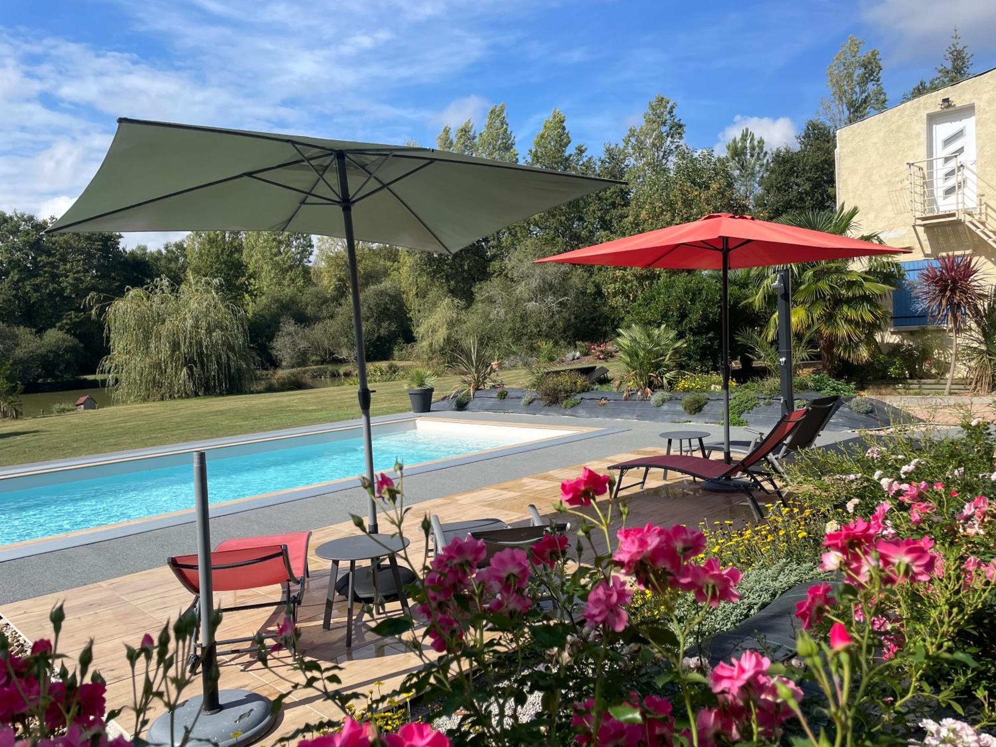 Gite Douceur De Vivre Saint-Avaugourd-des-Landes Buitenkant foto
