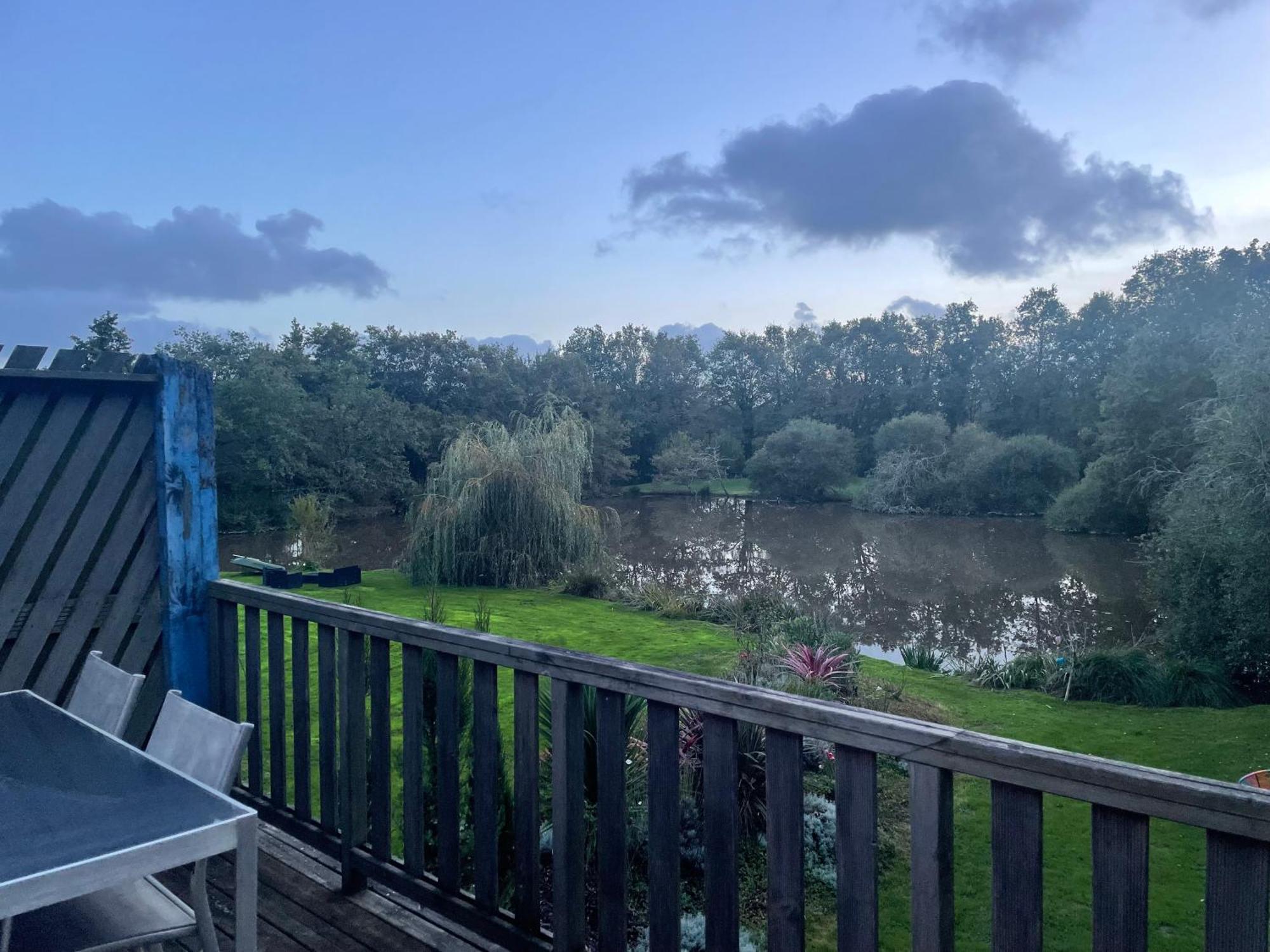 Gite Douceur De Vivre Saint-Avaugourd-des-Landes Buitenkant foto